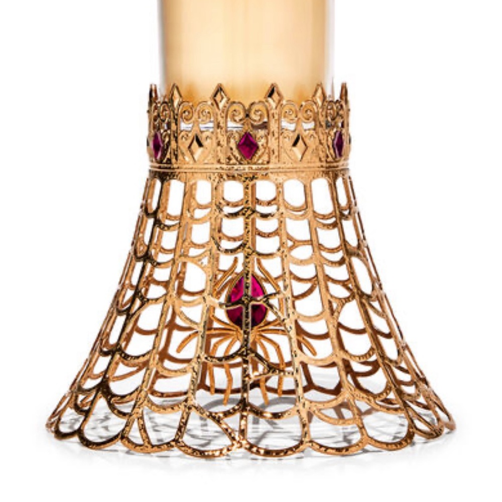Bath and Body Works single wick candle holder *PRICE FIRM.*